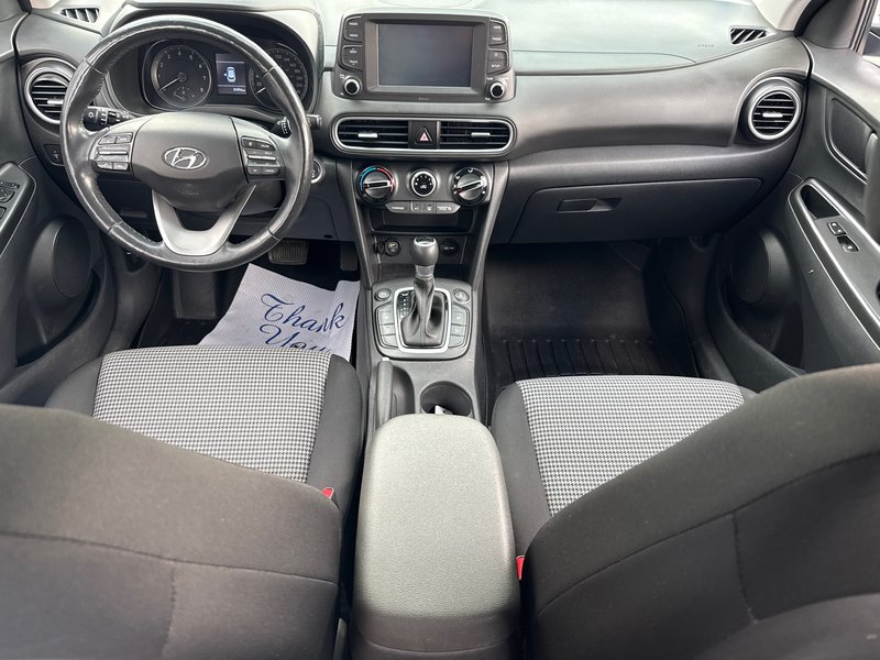 2020 Hyundai Kona Preferred AWD Heated seat heater wheel, Apple CarPlay, etc.