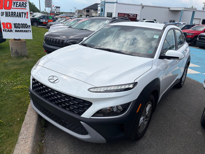 2022 Hyundai KONA ESSENTIAL AWD!