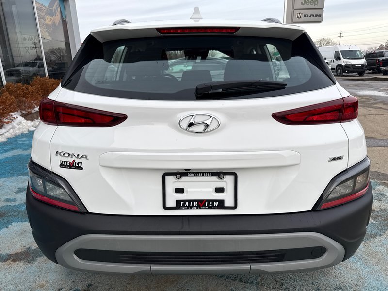 Hyundai Kona Essential 2023