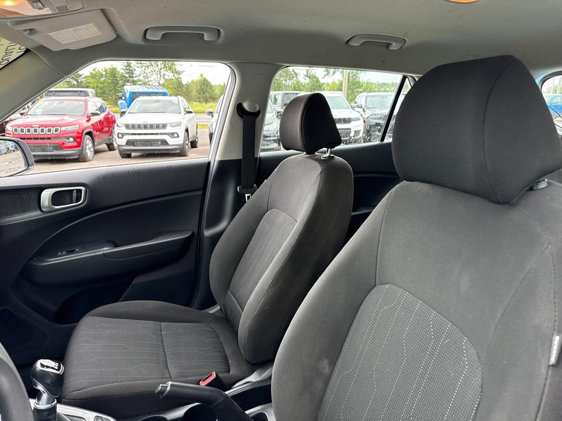 2020 Hyundai Venue Essential Standard transmission
