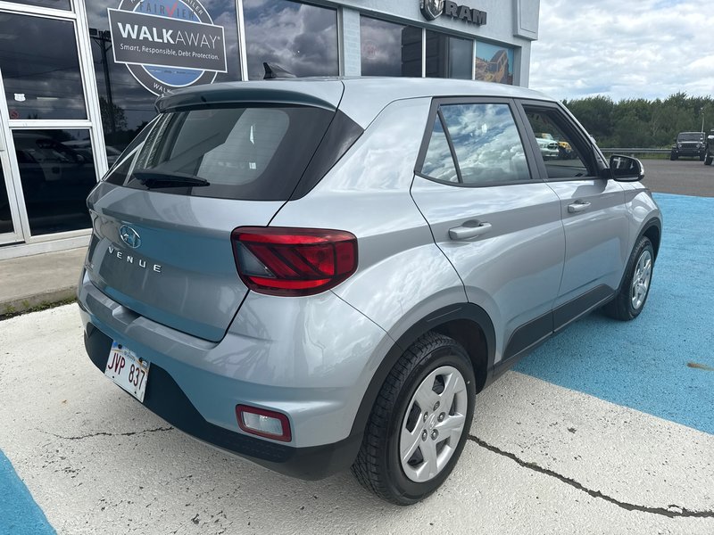 2020 Hyundai Venue Essential Standard transmission