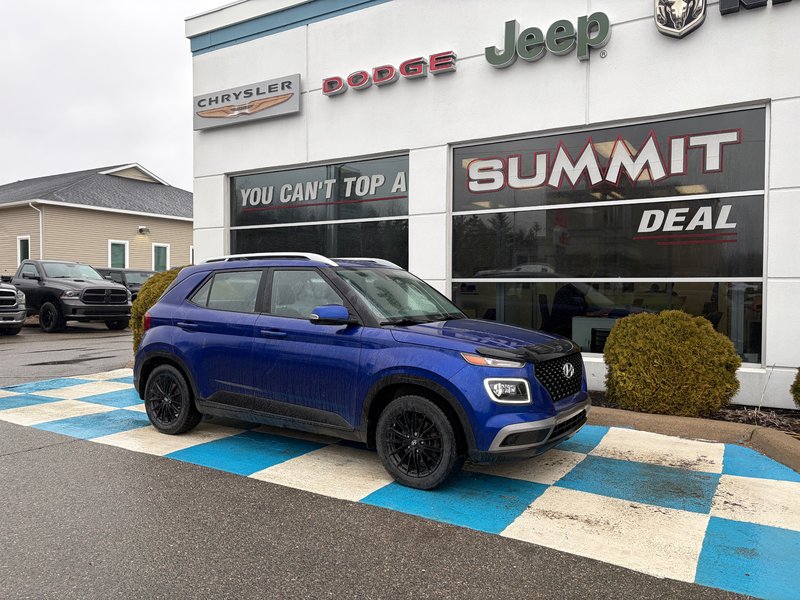 2021 Hyundai VENUE ULTIMATE ULTIMATE TRIM!