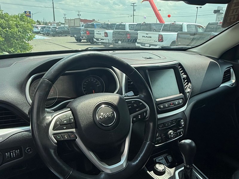 2016 Jeep Cherokee TRAILHAWK