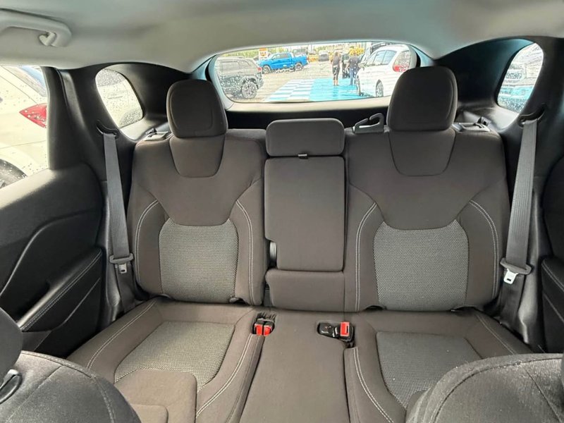 2021 Jeep Cherokee SPORT