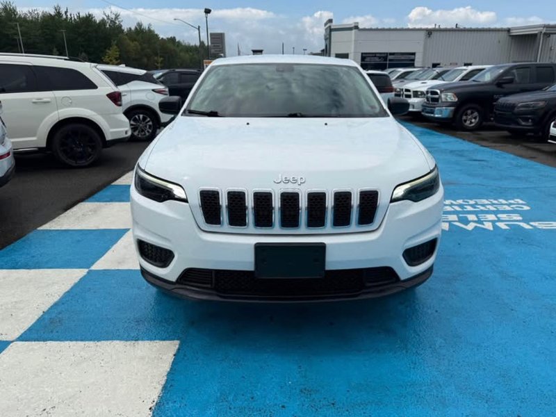 2021 Jeep Cherokee SPORT