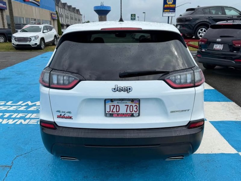 2021 Jeep Cherokee SPORT