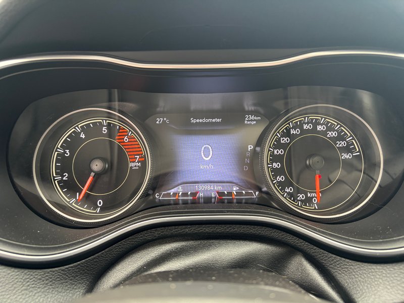 2021 Jeep CHEROKEE ALTITUDE AS TRADED