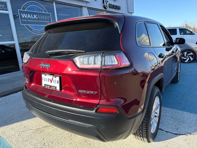 Jeep Cherokee Sport 2022