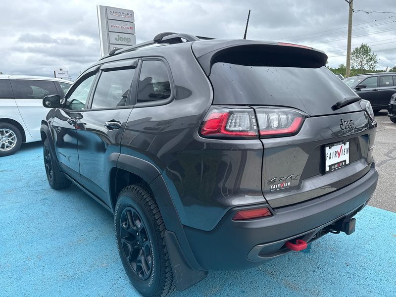 2022 Jeep Cherokee Trailhawk Elite Advanced safety, NAV, panoramic roof, leather, heated, and cooled seats