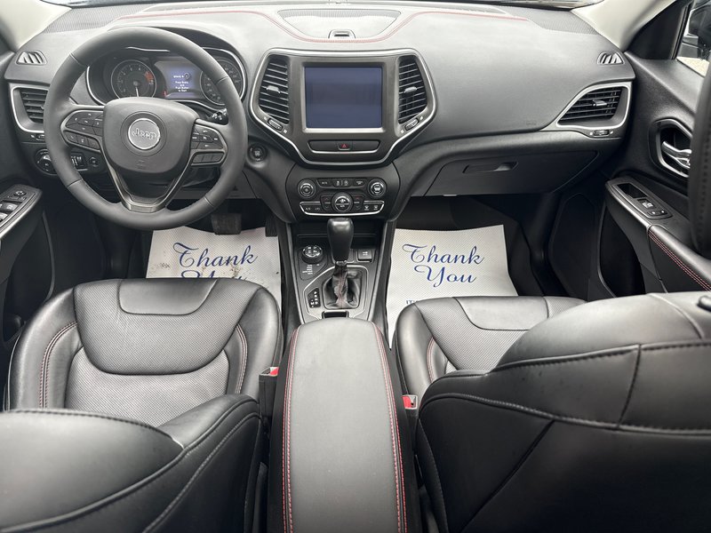 2022 Jeep Cherokee Trailhawk Elite Advanced safety, NAV, panoramic roof, leather, heated, and cooled seats
