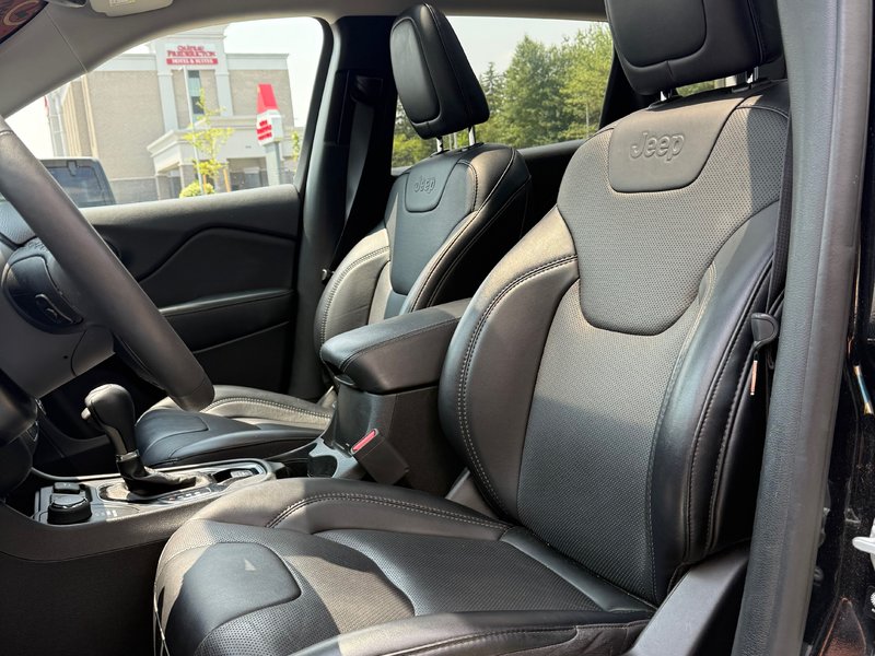 2022 Jeep Cherokee ALTITUDE