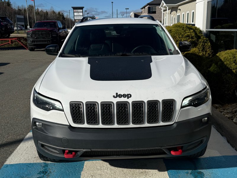 2022 Jeep CHEROKEE TRAILHAWK