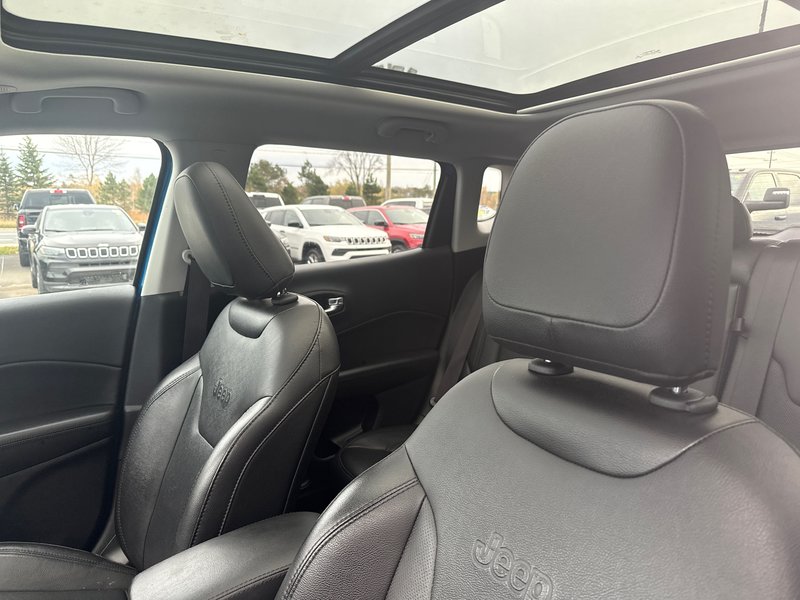 2021 Jeep Compass Altitude Leather sunroof, advanced safety group