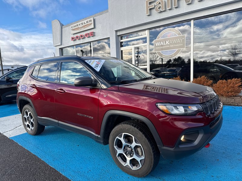 2022 Jeep Compass Trailhawk elite With advanced safety group navigation cold-weather group