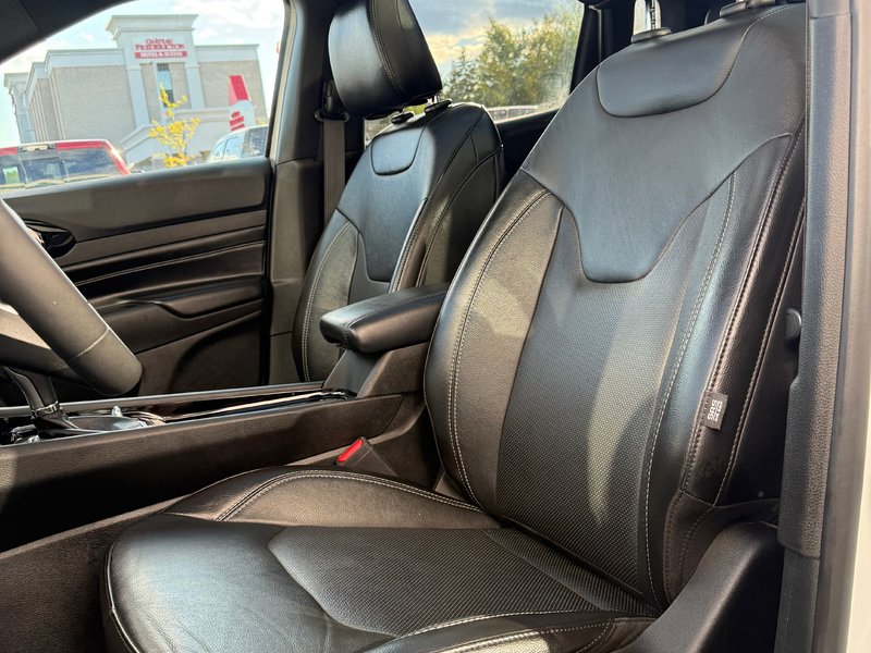 2023 Jeep Compass ALTITUDE