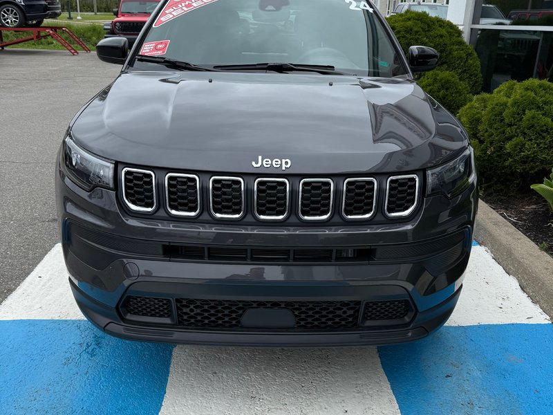 2024 Jeep Compass SPORT