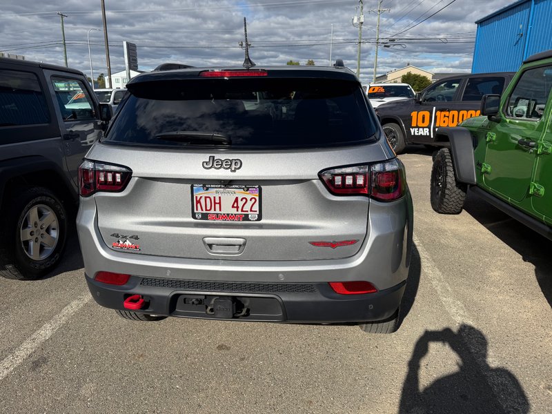 2024 Jeep Compass TRAILHAWK LOW KM!!