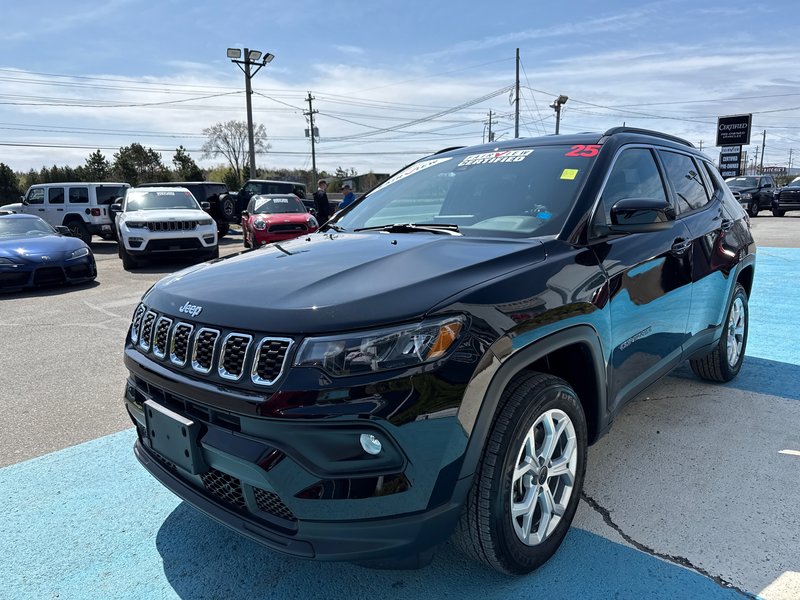 2025 Jeep Compass North Demo deal