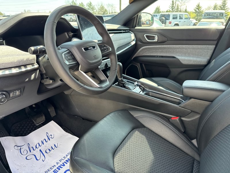 2025 Jeep Compass North Demo deal