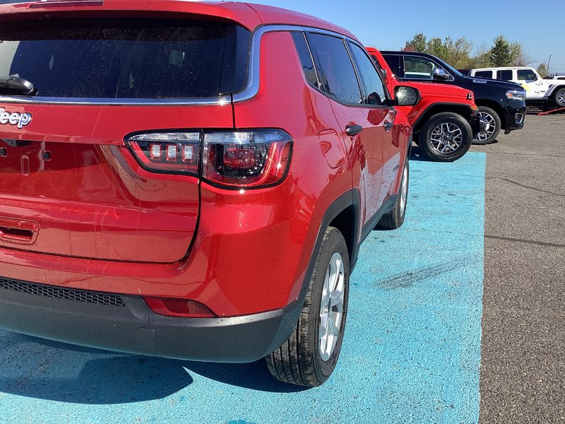 2026 Jeep Compass SPORT