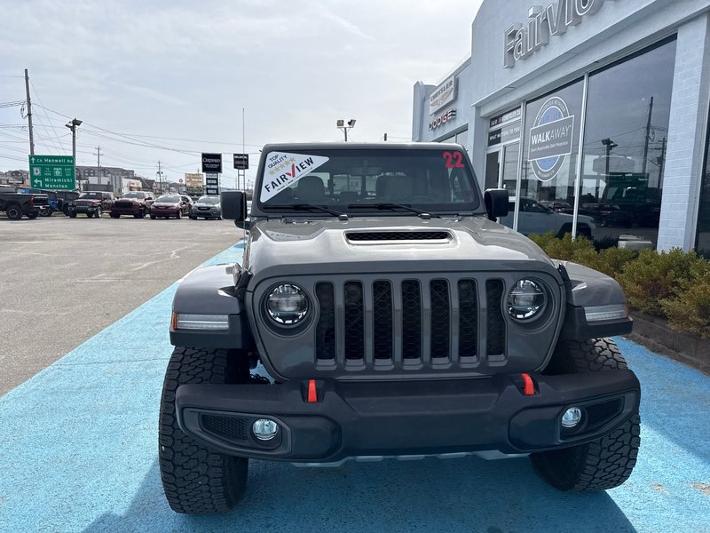 2022 Jeep Gladiator Mojave With fox lift kit 35 inch tire and wheel package