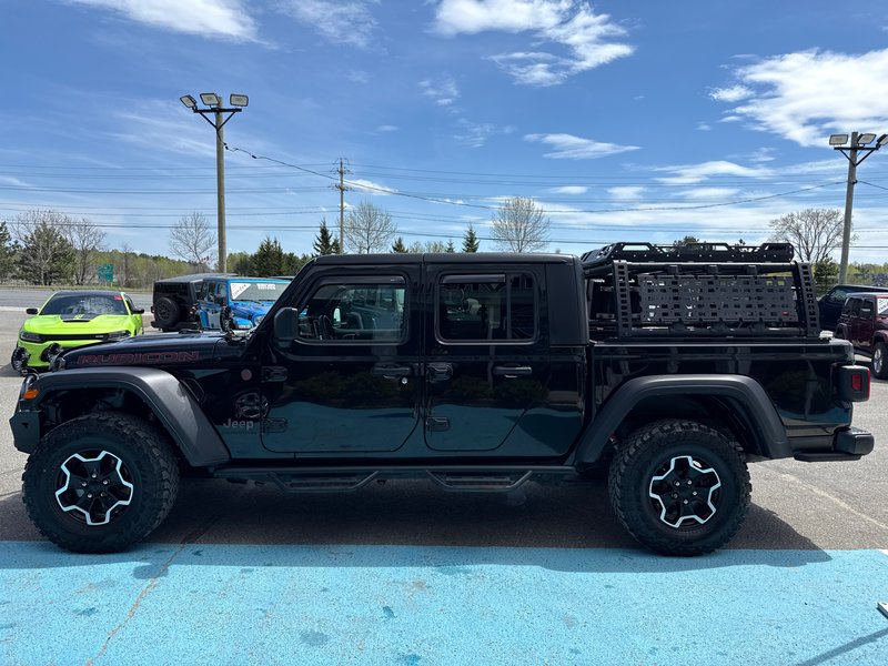2022 Jeep Gladiator Rubicon  back rack system upgraded bumpers, wench lights, etc. over $6000 in extras