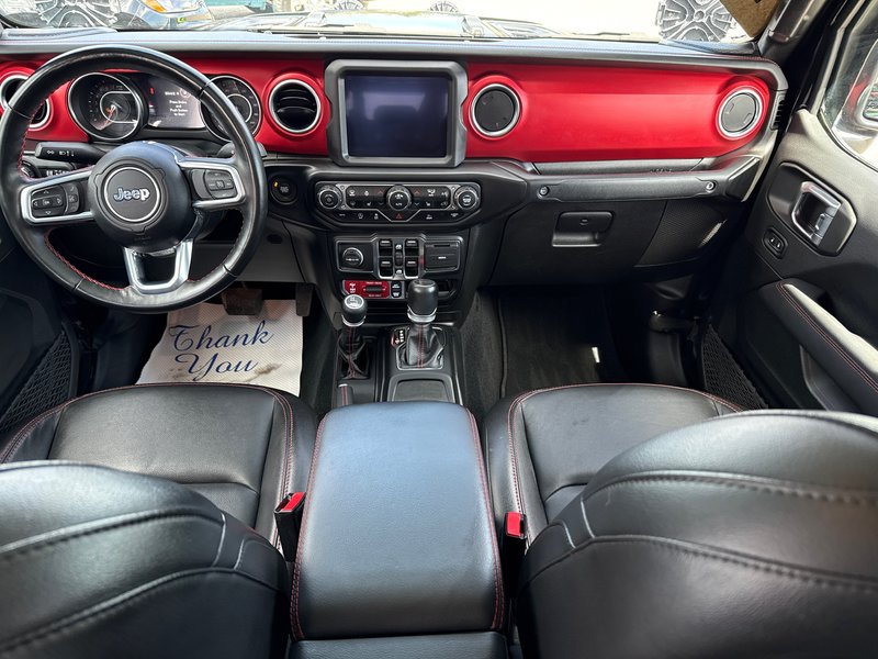 2022 Jeep Gladiator Rubicon  back rack system upgraded bumpers, wench lights, etc. over $6000 in extras