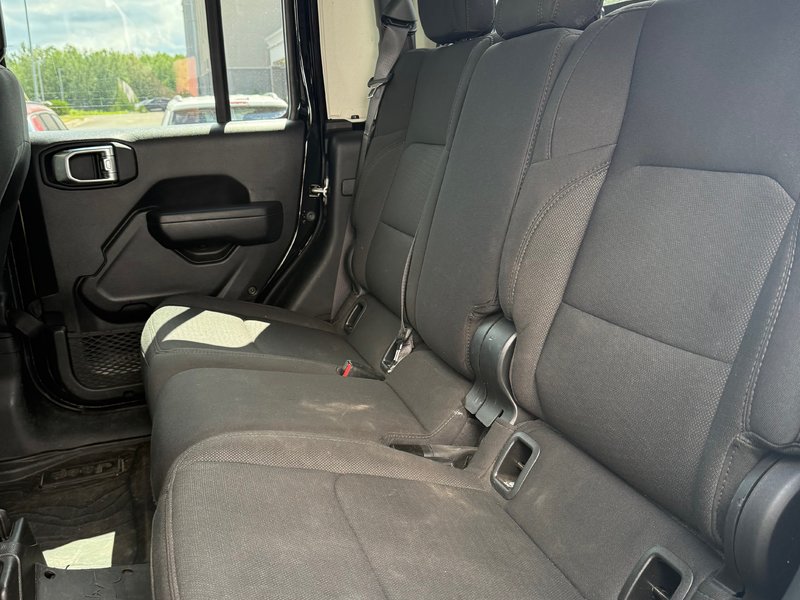 2023 Jeep Gladiator SPORT 4X4