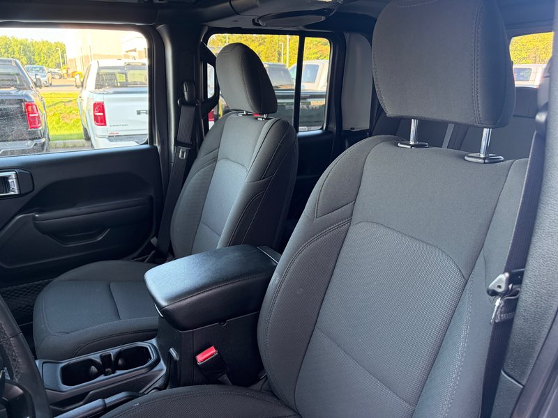 2023 Jeep GLADIATOR SPORT 4X4