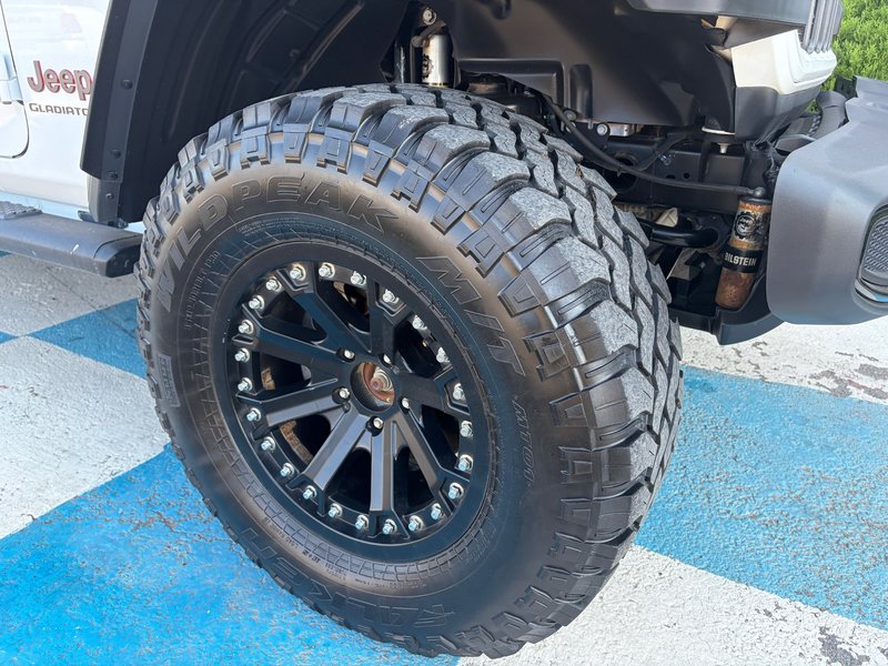 2024 Jeep GLADIATOR RUBICON UPGRADED WHEELS, TIRES, AND SUSPENSION!