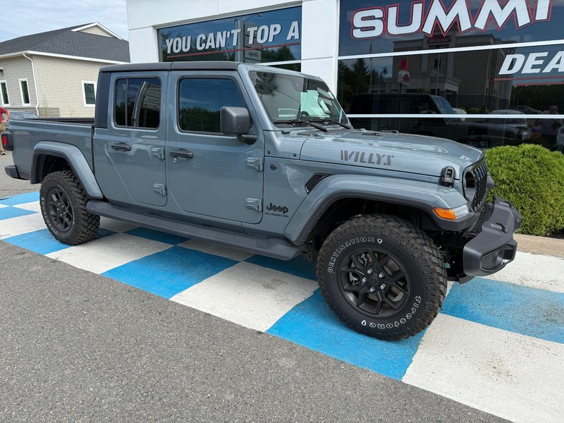 2025 Jeep Gladiator WILLYS OVER $74,000 NEW! SAVE $10,000! Willys package
