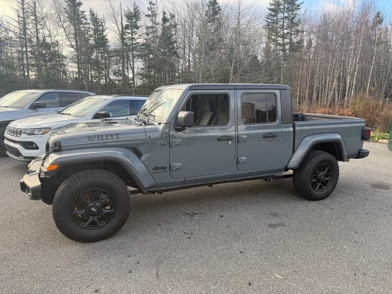 2026 Jeep Gladiator WILLYS