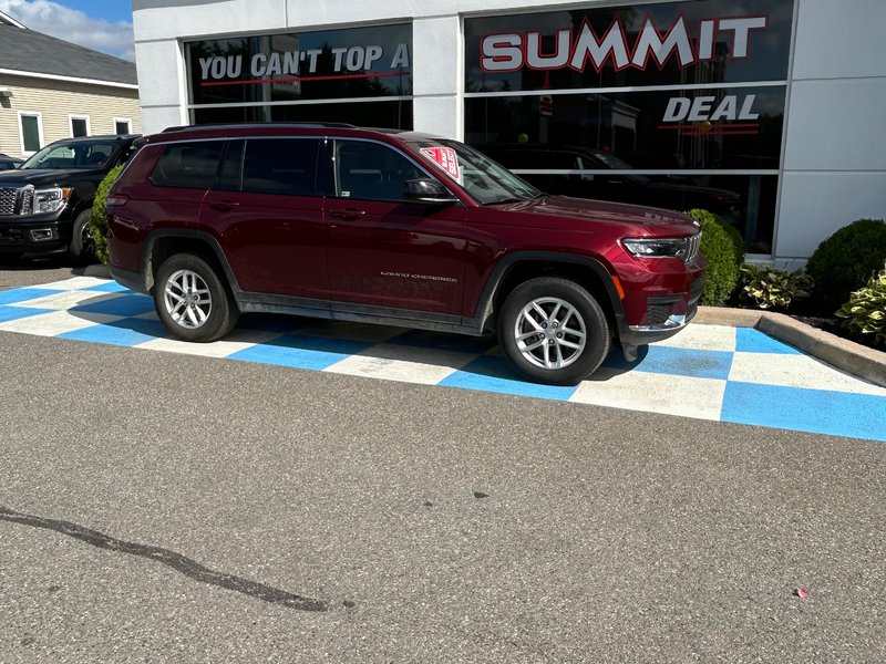 Jeep Grand Cherokee L LAREDO 2023