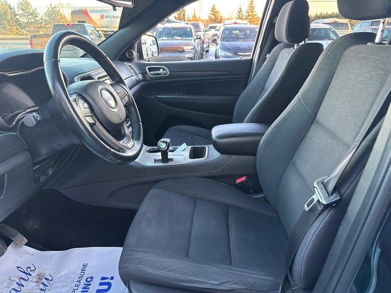 2014 Jeep Grand Cherokee Laredo New two-year motor vehicle wholesale direct