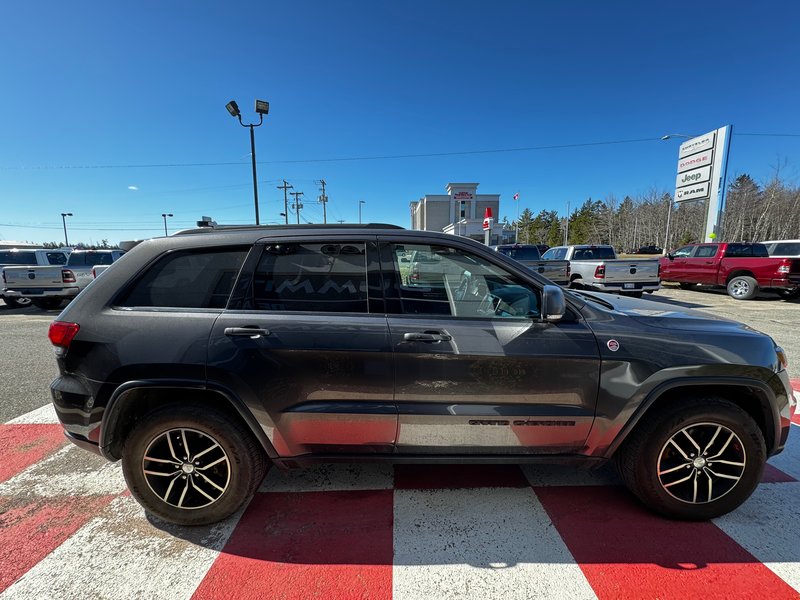 Jeep Grand Cherokee UNKNOWN 2017