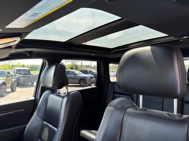 2020 Jeep Grand Cherokee Limited New Michelin tires advanced safety group leather panel roof great condition