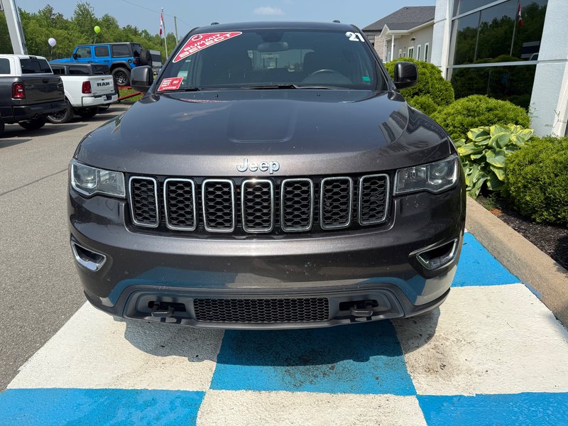 2021 Jeep Grand Cherokee LAREDO
