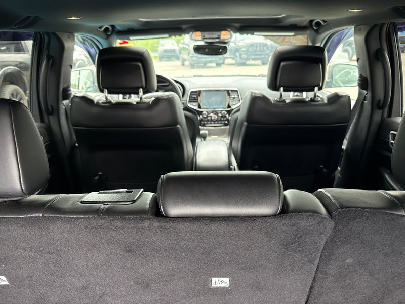 2021 Jeep Grand Cherokee Altitude Upgraded tires, sun and sand group navigation event safety group