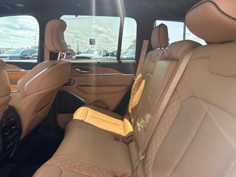 2022 Jeep Grand Cherokee Summit Reserve With a 5.7 hemi producing over 380 hp