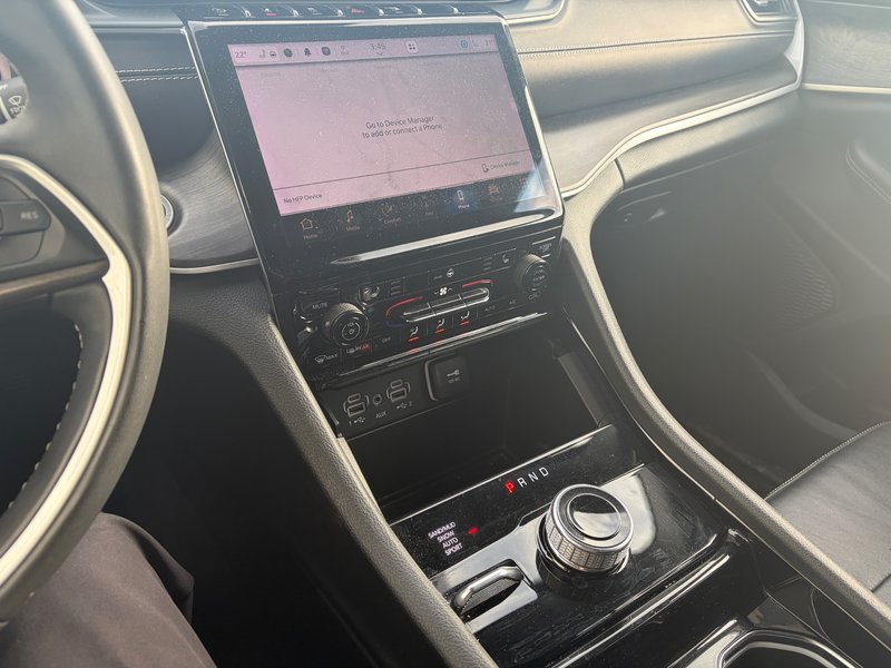 2023 Jeep GRAND CHEROKEE LIMITED