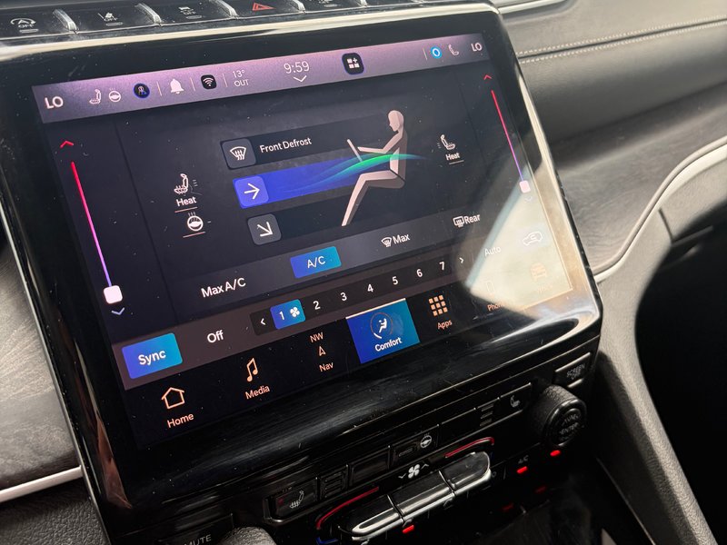 2023 Jeep GRAND CHEROKEE LIMITED