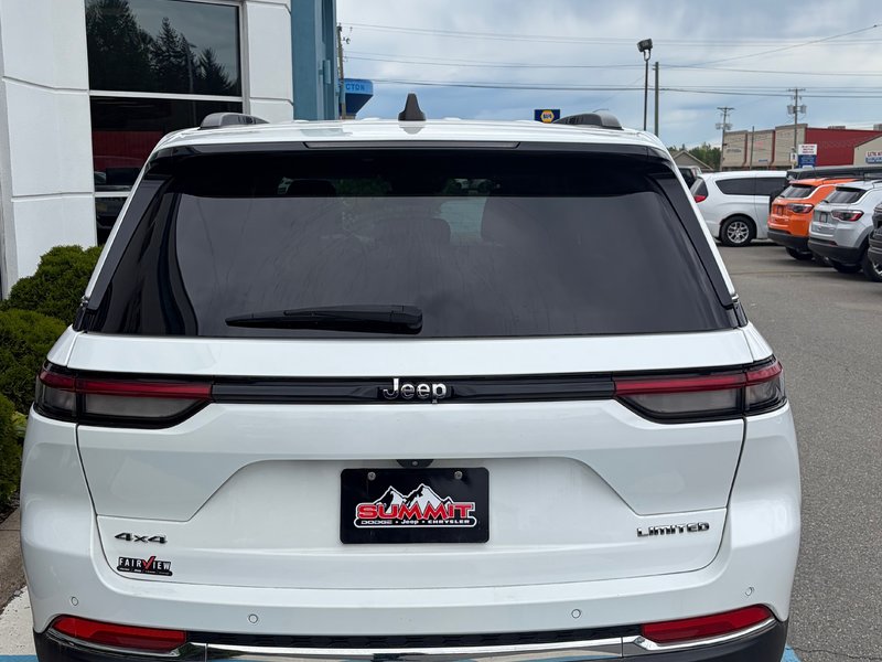 2023 Jeep GRAND CHEROKEE LIMITED