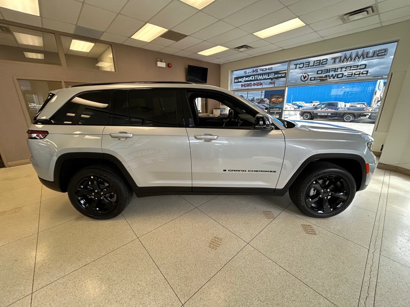 Jeep Grand Cherokee ALTITUDE 2024