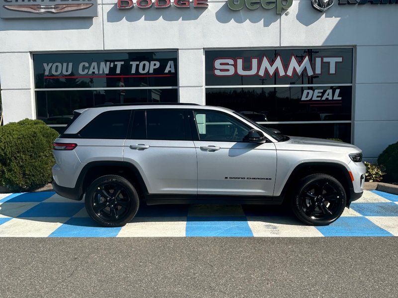 Jeep Grand Cherokee ALTITUDE 2024