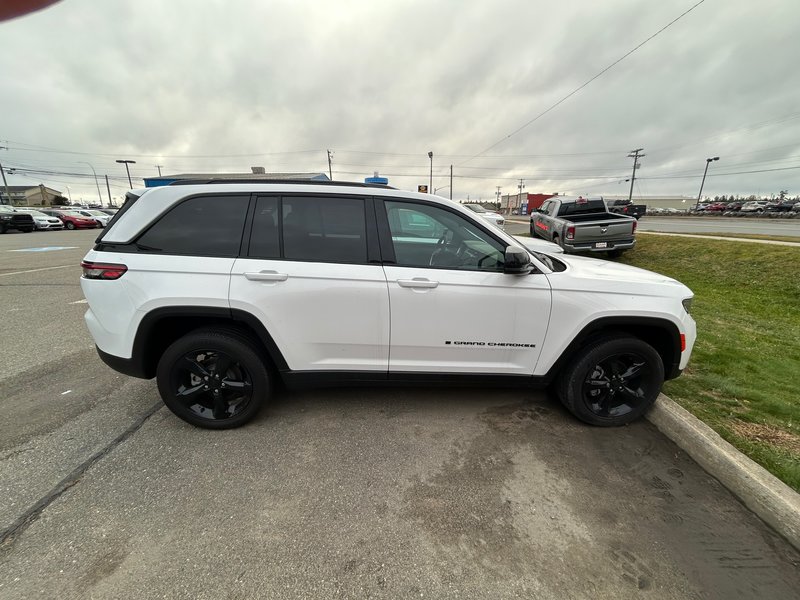 Jeep Grand Cherokee ALTITUDE 2024