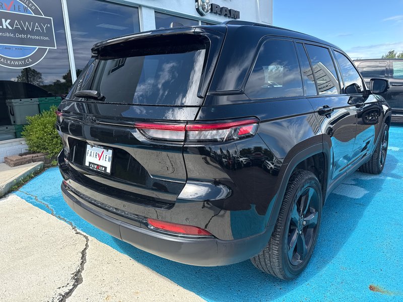 Jeep Grand Cherokee Altitude 2024