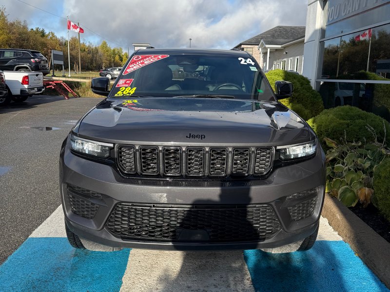2024 Jeep GRAND CHEROKEE ALTITUDE