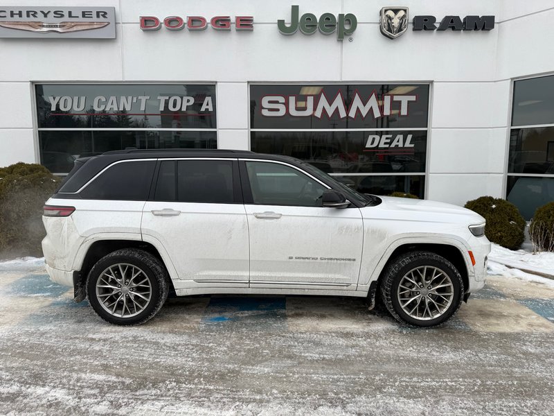 2024 Jeep GRAND CHEROKEE SUMMIT