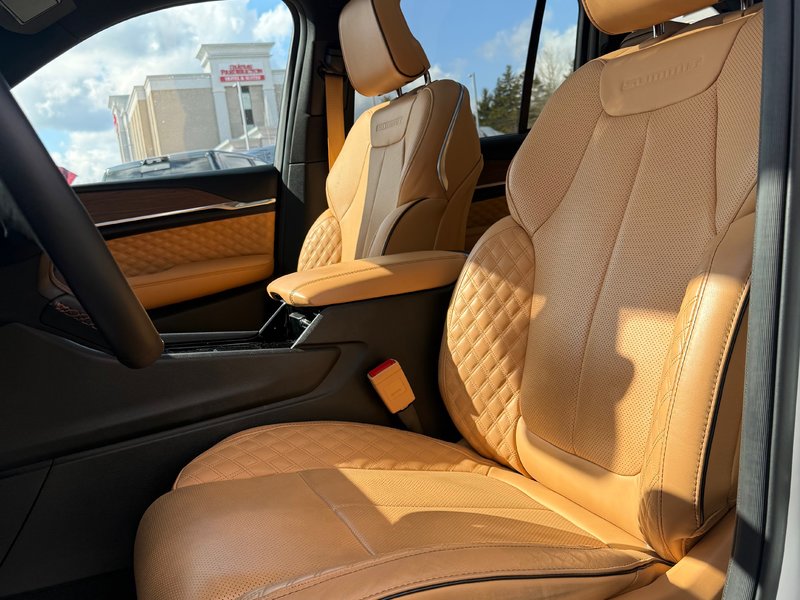 2024 Jeep GRAND CHEROKEE SUMMIT