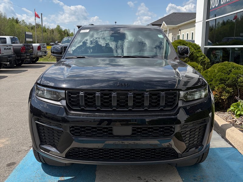 2026 Jeep Grand Cherokee ALTITUDE